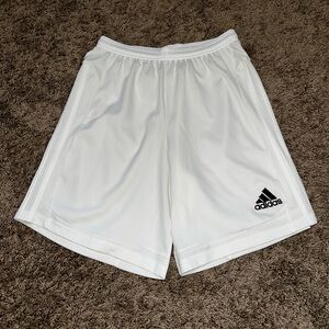 ITEM: ADIDAS SOCCER SHORTS
SIZE: KID’S XL